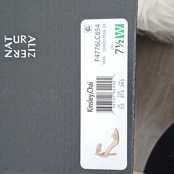 KINSLEY DRESS SANDAL - Picture 6 of 6